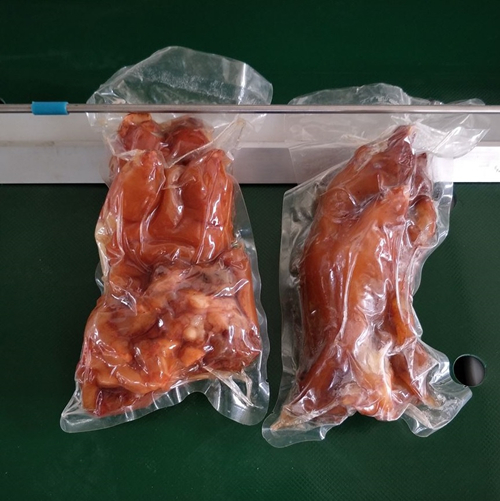 Continuous vacuum packing machine use case